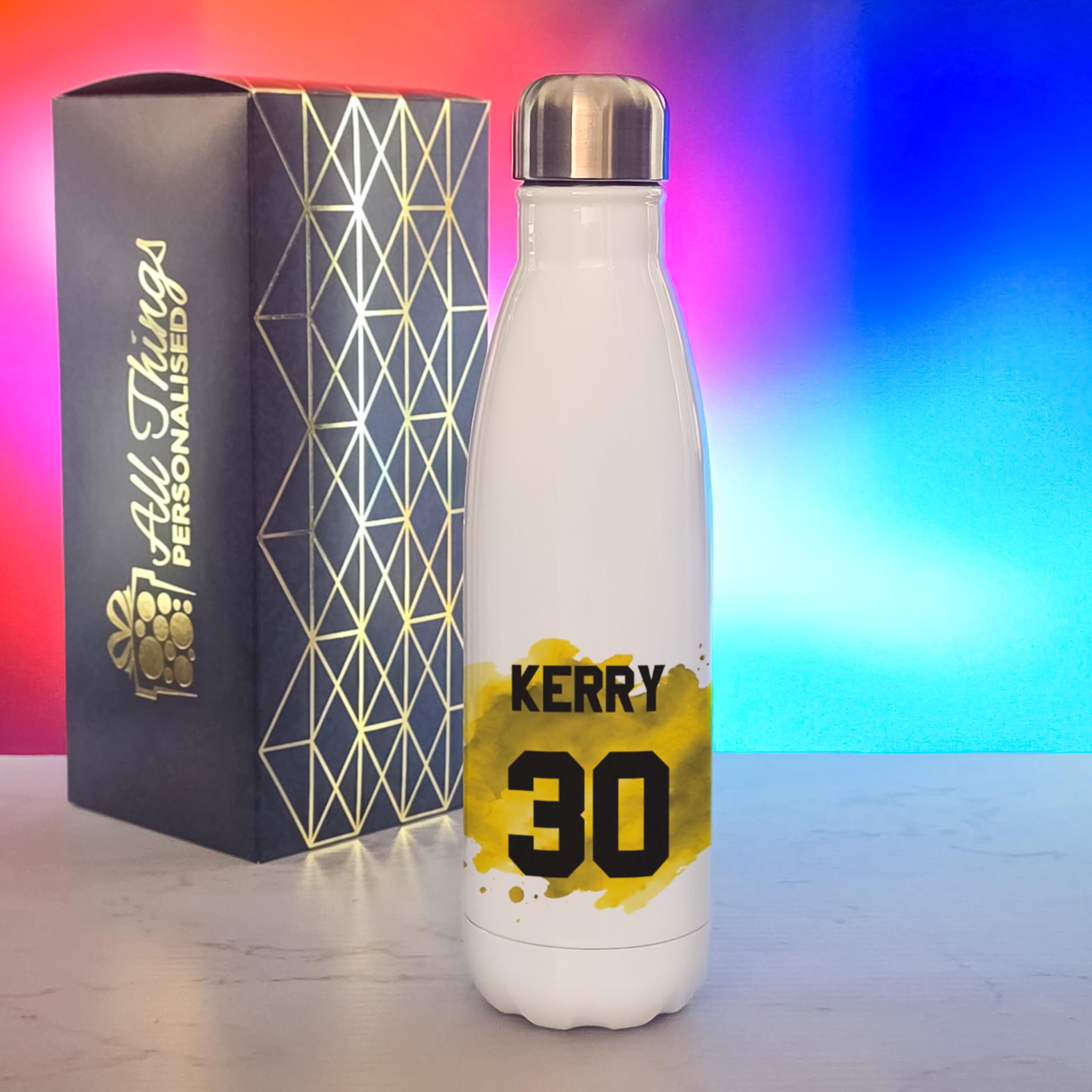 Personalisierte Wasserflasche 500 ml, benutzerdefinierter Name und Nummer, Sportflasche mit Auswahl der Teamfarbe Aquarell-Design, Edelstahl-Trinkflasche, Geschenkbox inklusive, personalisiertes