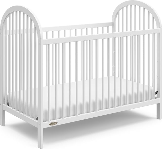 Graco Olivia 3-in-1 Convertible Crib (White) – GREENGUARD Gold Certified, Converts to Daybed and Toddler Bed, Fits Standard Full-Size Crib Mattress, Adjustable Mattress Height, Easy-to-Match Style