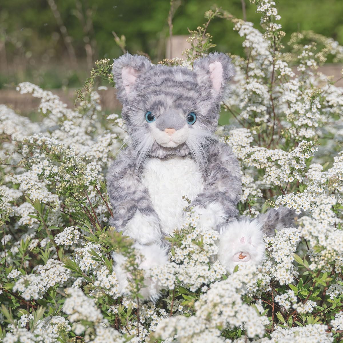 Wrendale Designs - ''Esmeralda' cat plush character, Gray, 27cm x 14cm x 20cm - Image 2