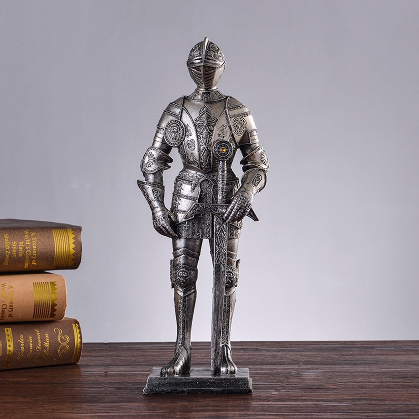 Zabawna statuetka artystyczna rzeźba - figurka na biurko, żywica żołnierz sztuka statuetka, europejski średniowieczny rycerz zbroja ozdoba rzeźba, dekoracja stołu żywa ozdoba na biurko do