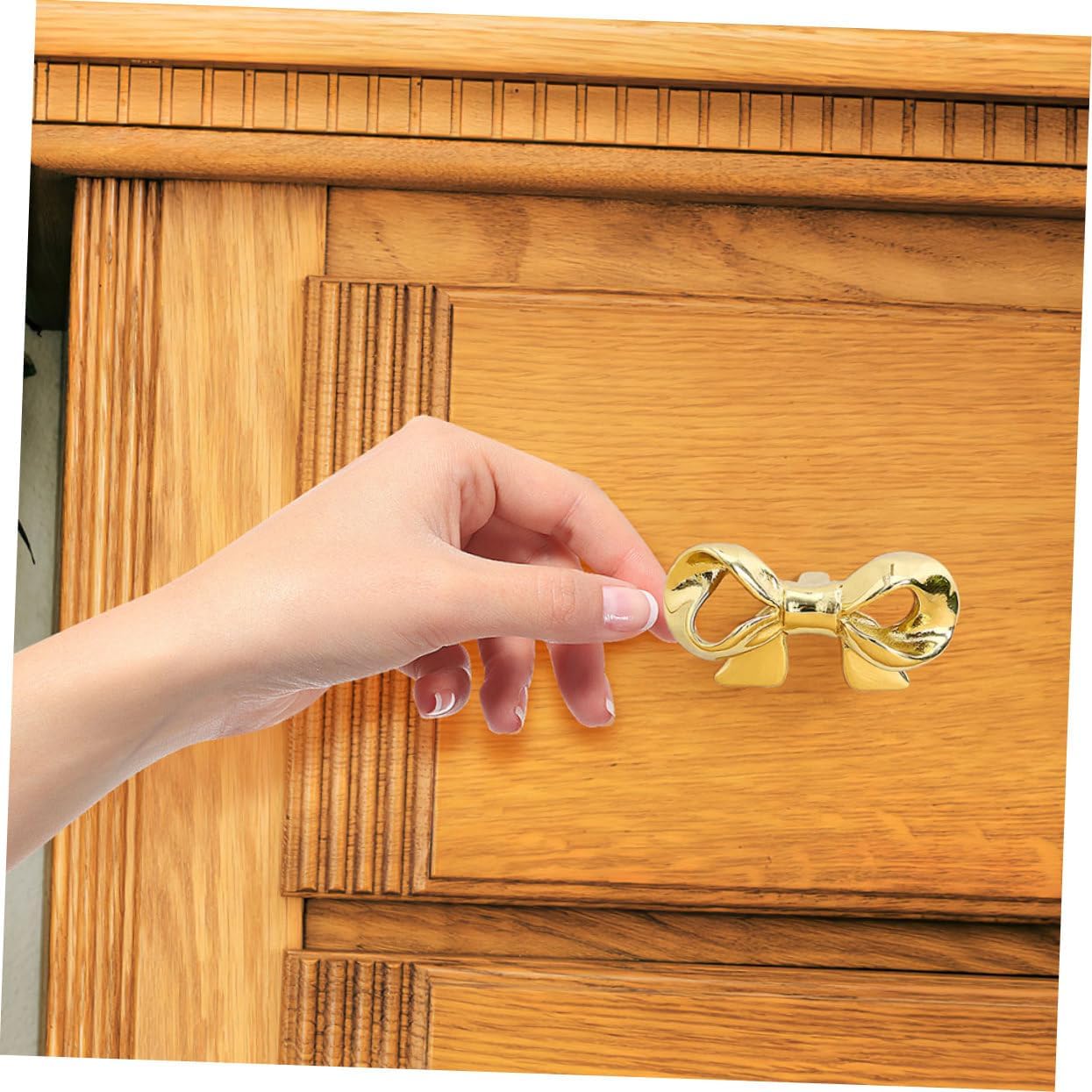 Gadpiparty 2pcs Gold Bow Shaped Drawer Pulls Brass Cabinet Knobs for Dresser and Kitchen Decorative Handles for Nursery Room Stylish Gold Drawer Knobs for Modern and Vintage Decor