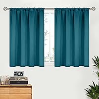 Vista 82 de Cortina opaca BGment con hueco por el que pasa la barra, 2 paneles