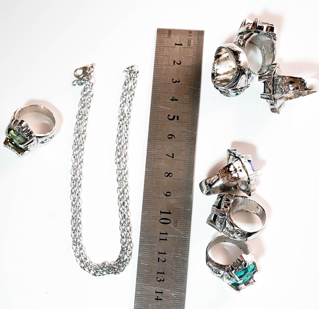 Amazon.co.jp: キーホルダーセット 道具 家庭教師ヒットマン 冠