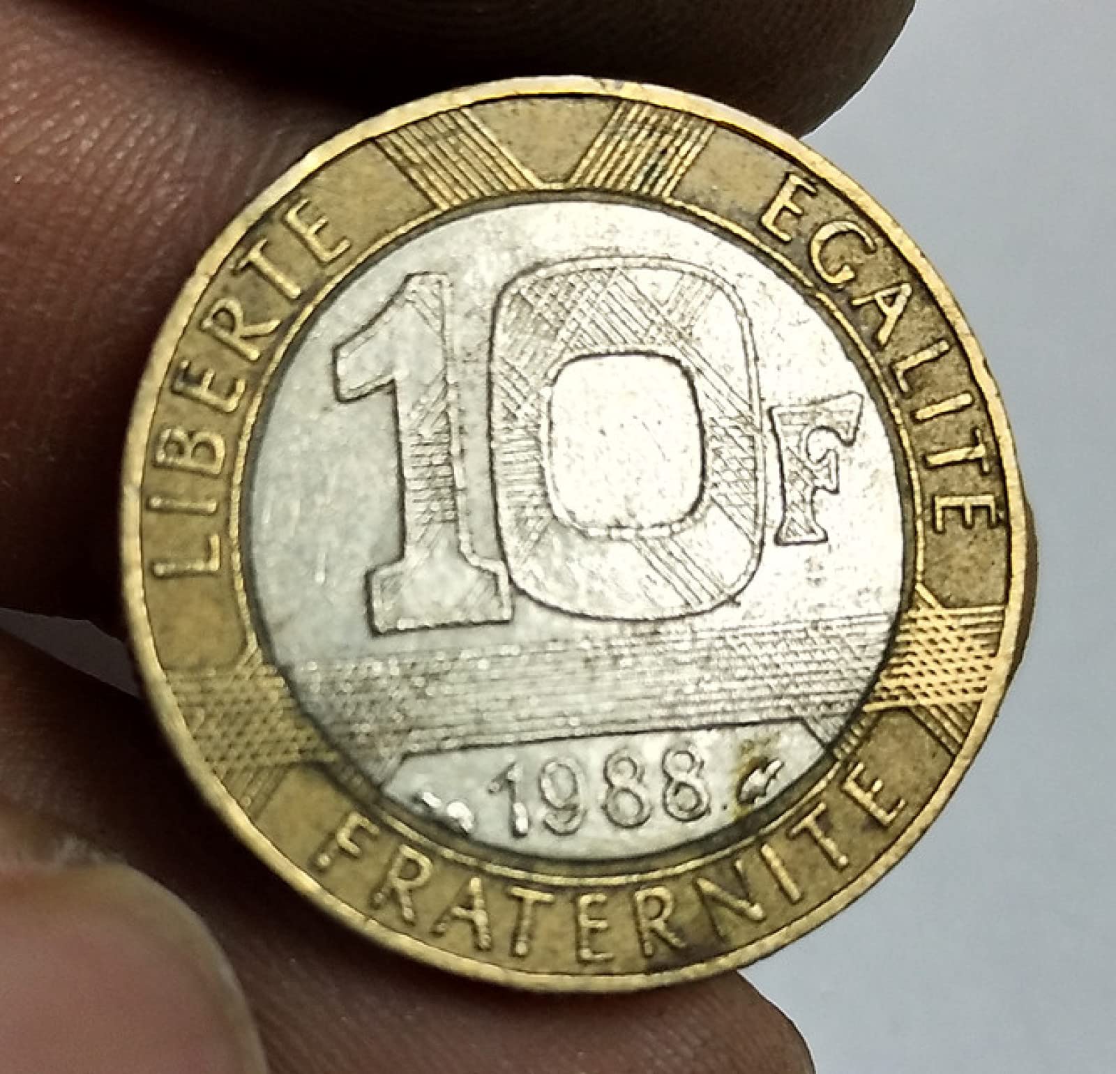 Amazon.com: 法國10 法國小天使雙色硬幣直徑23 公釐硬幣愛好者: 辦公用品