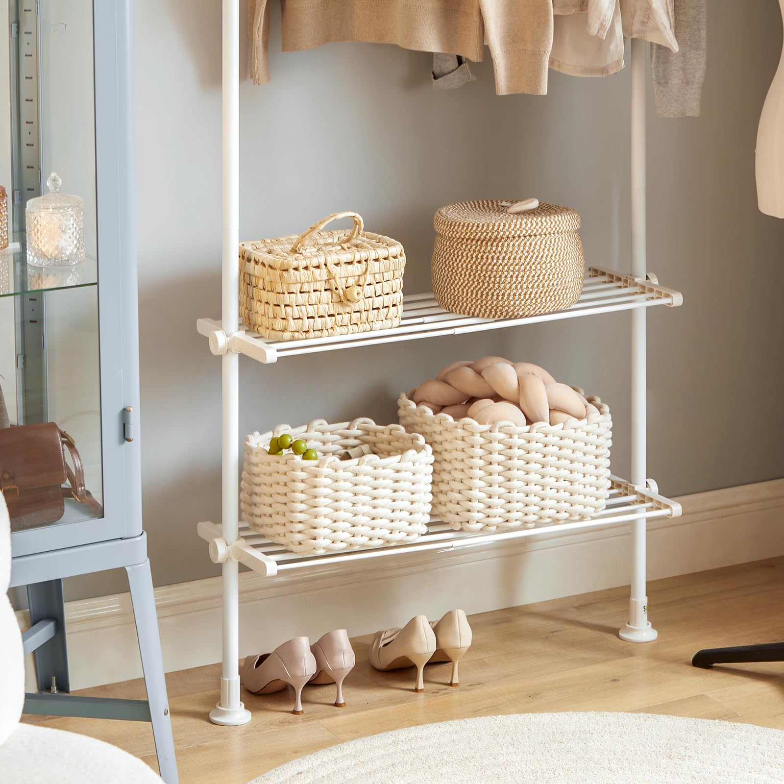 SoBuy Barra Telescópica Perchero Burro Ropa Resistente, Armario Abierto Ajustable con Barras y Estantes para Dormitorio y Vestidor, Blanco KLS07-W
