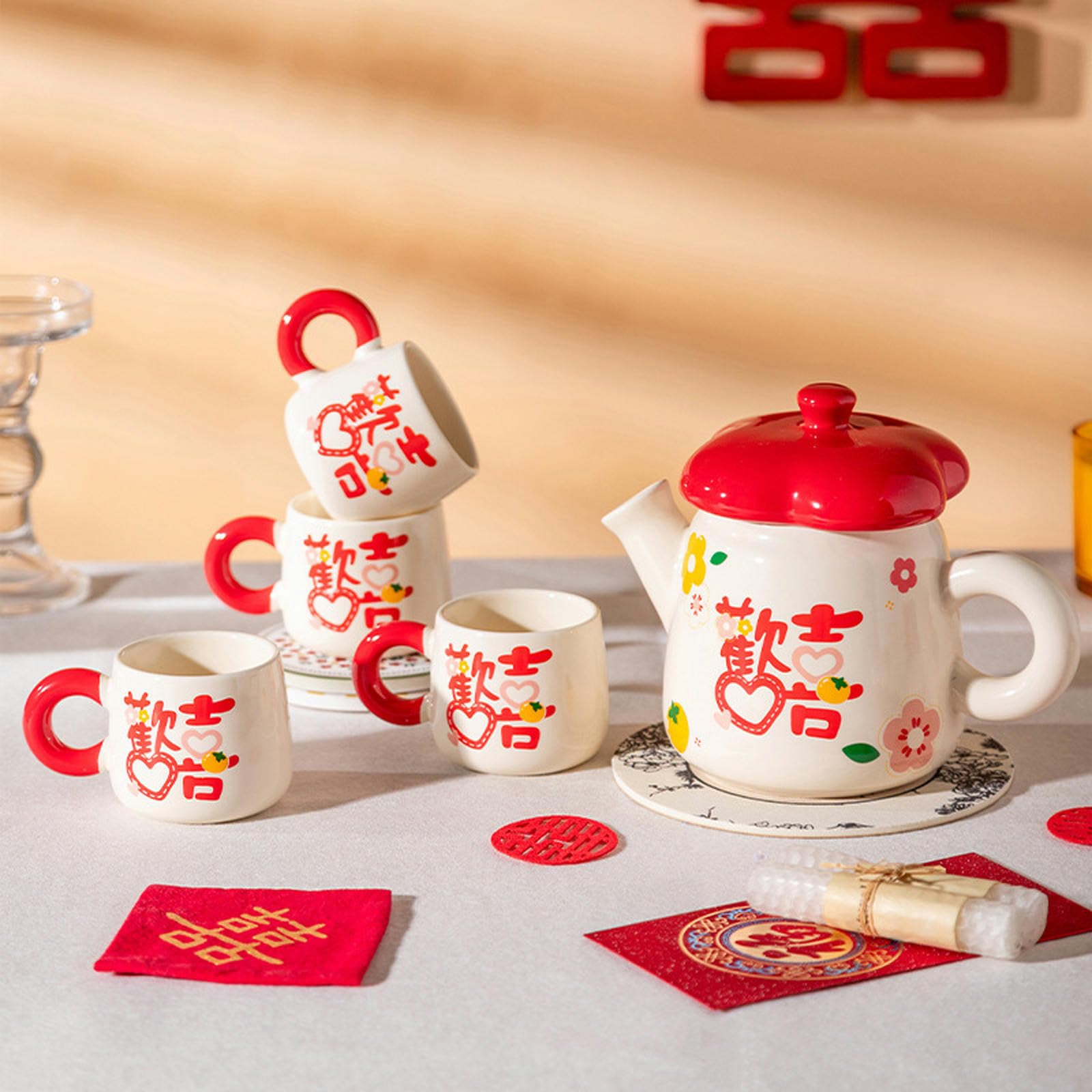 Juego de té festivo creativo y personalizado, juego de agua de cerámica para el hogar, té de tarde de boda, juego de agua feliz, una olla y cuatro tazas
