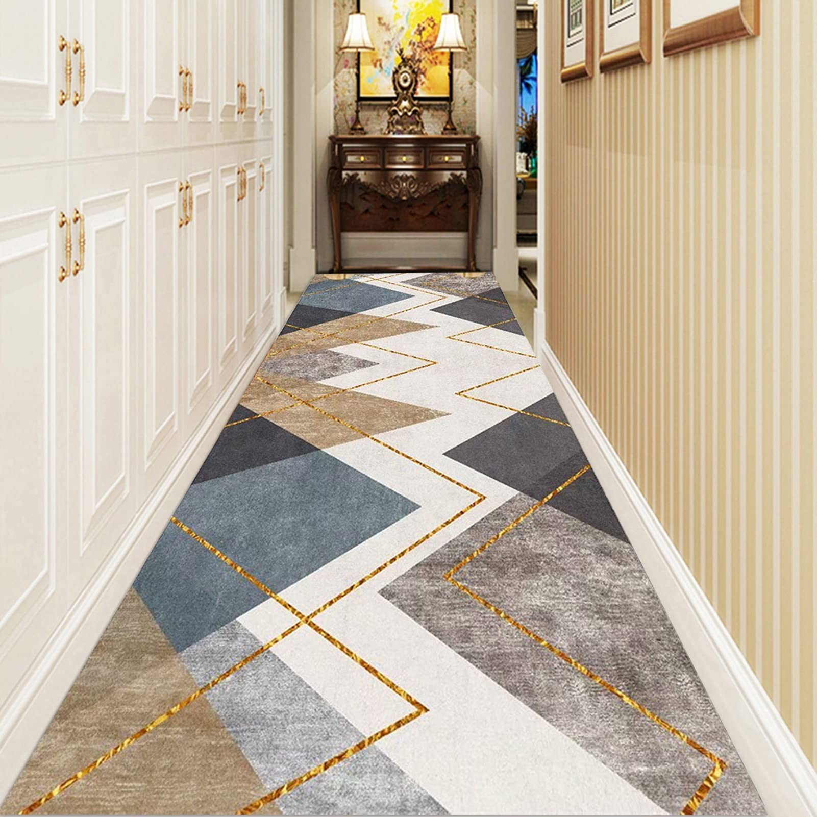 Tapis de couloir antidérapant moderne pour sécuriser les sols glissants de la maison