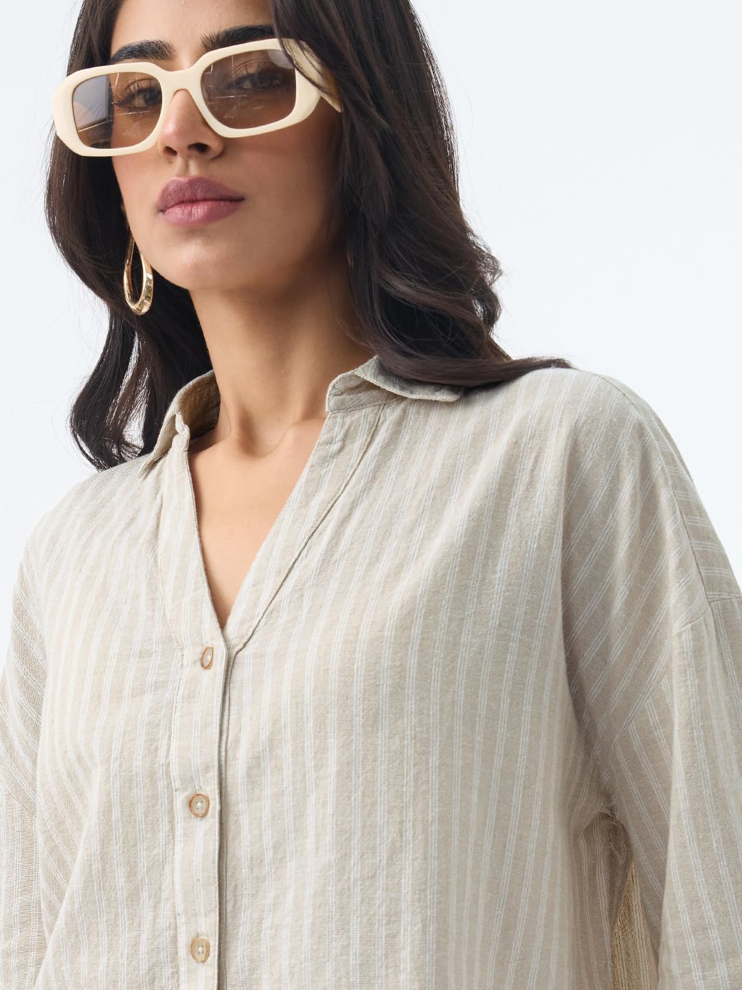 The Souled Store Camicia in cotone e lino: camicia da donna e ragazza, maniche con spalle scoperte, colletto largo, a righe, leggera, casual, oversize