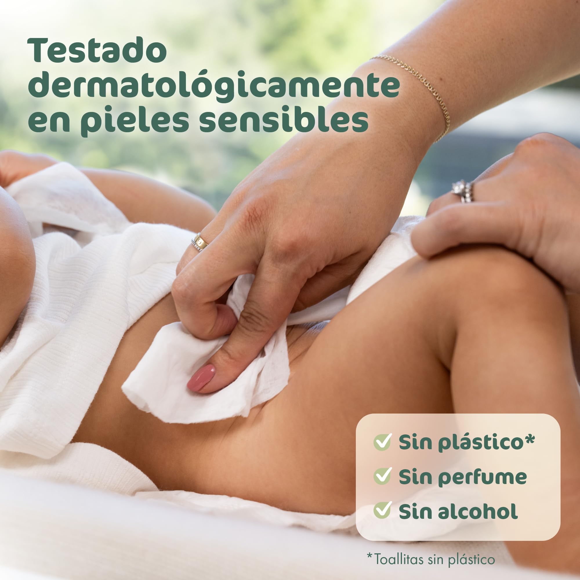 Naty Toallitas húmedas para WC | 98% Agua, Hipoalergénicas y Naturales para Piel Sensible | Sin Perfume, de Origen Vegetal | Suaves para Recién Nacidos y Bebés | 672 unidades (12 paquetes)