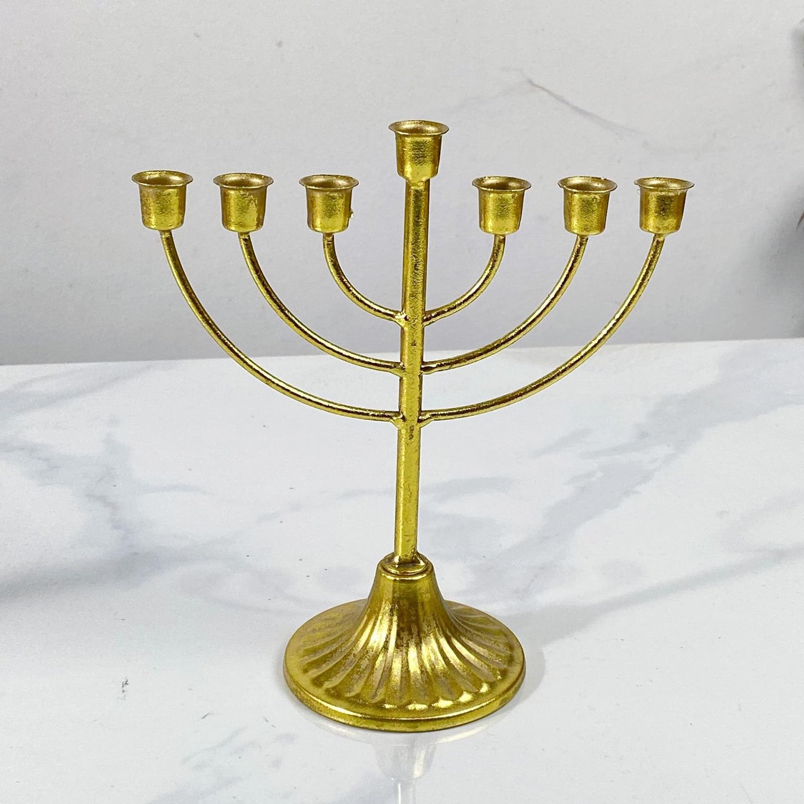 Menorah Vintage In Ferro Dorato Per Hanukkah – Portacandele 9 Teste, Ramo Staccabile, Diametro Candela 1,5 Cm, 23x20x9 Cm - 3