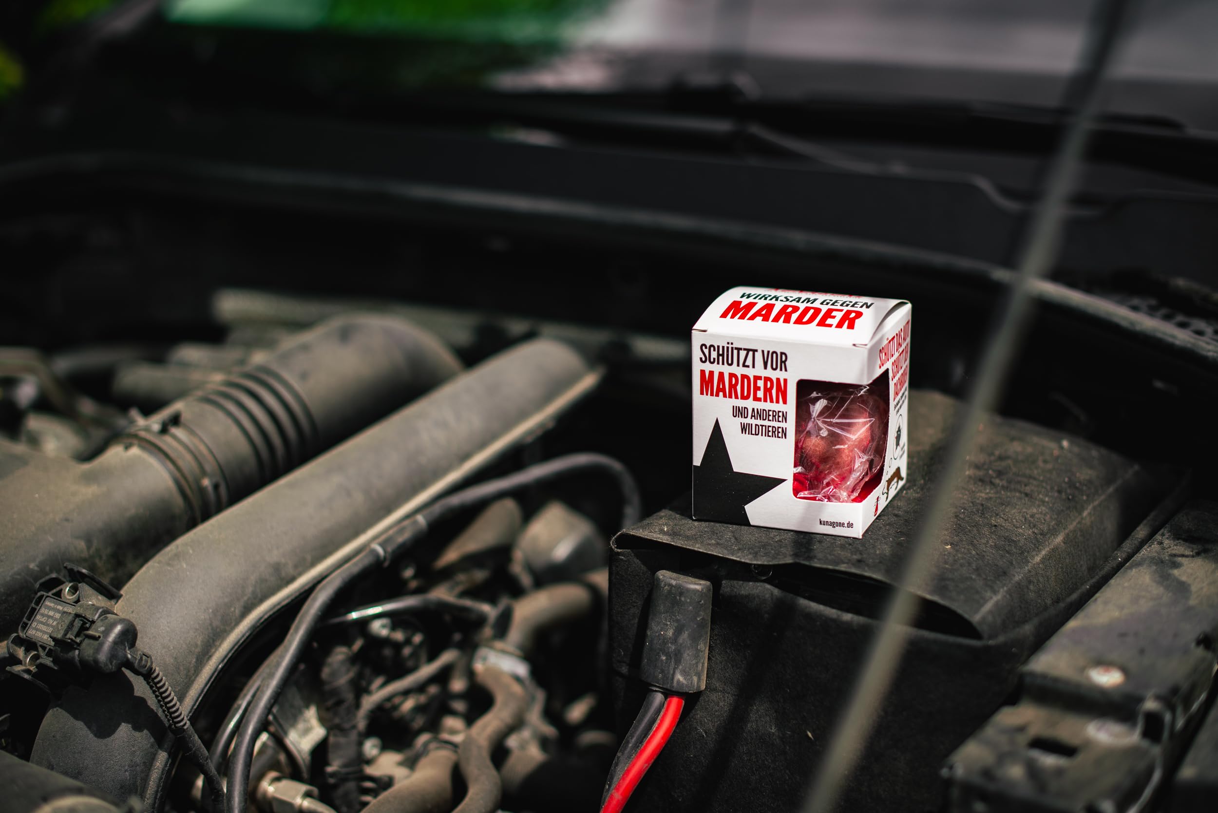 Marderschreck, Marder-Abwehrmittel 24er-Pack, Natürliches Mittel gegen Marder für das Auto und den Dachboden, Marderabwehr, Marderschutz, Hundefell mit Wachs, wirkt 3-6 Monate, 24 Stück