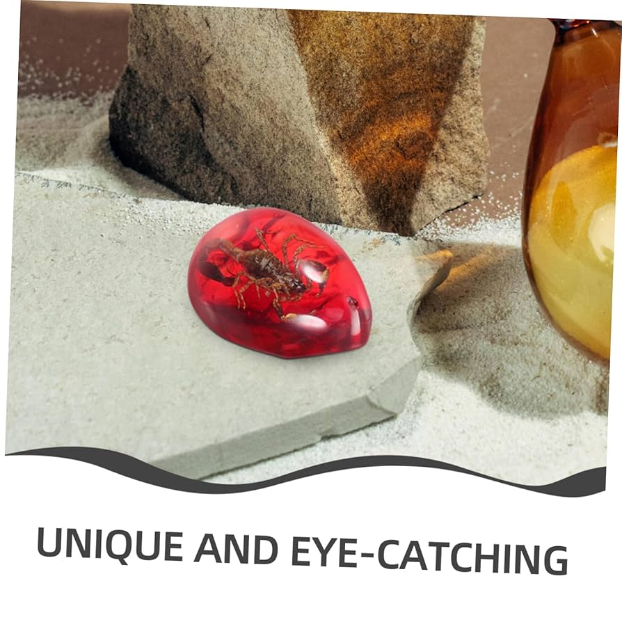 琥珀色の蜜蝋の僧侶の彫刻 琥珀色の蜜蝋の僧侶の彫刻