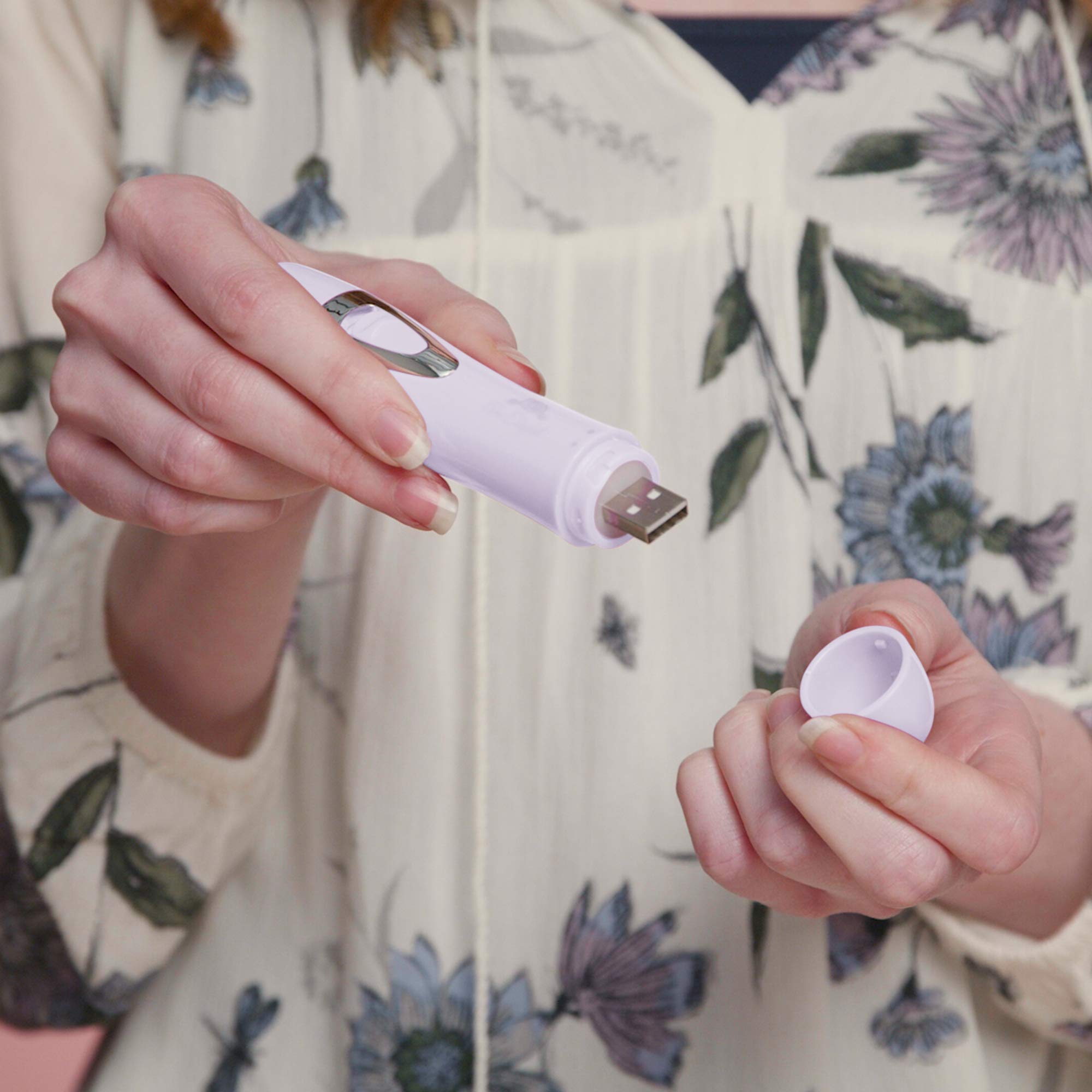 Tondeuse pour le visage et le nez 2 en 1 blanc.