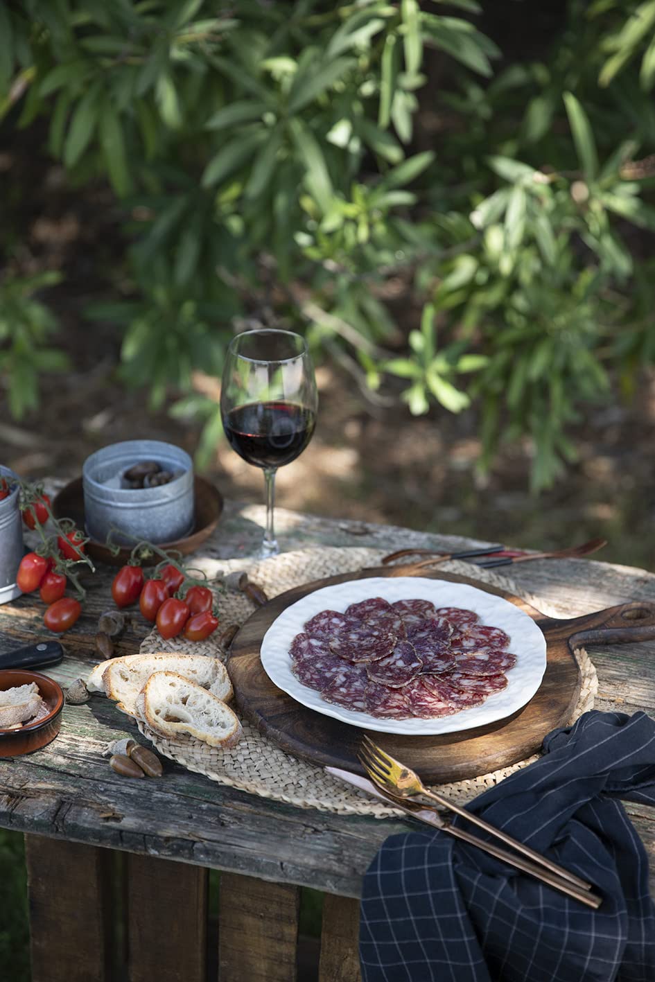 El Coto Crianza | Vino Tinto DOC Rioja | 750 ml | Variedad Tempranillo | Redondo, Afrutado, Equilibrado | Perfecto como Acompañante de Carnes, Pecados, Quesos e Ibéricos | Caja 6 botellas