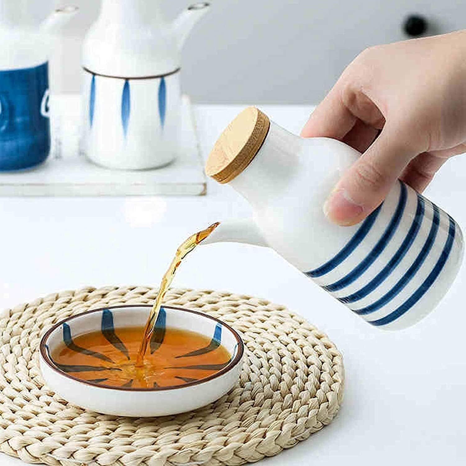 Oil and Vinegar Dispenser Ceramic Tabletop Bottle-Soy Sauce or Vinegar Cruet-Modern Ceramic Dinner Liquid Condiment cooking