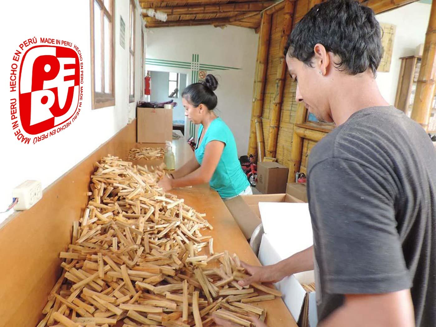 Palo Santo Natural 1 kg | 100% Legno Sacro del Perù | Palo de Santo (1000 GR.)