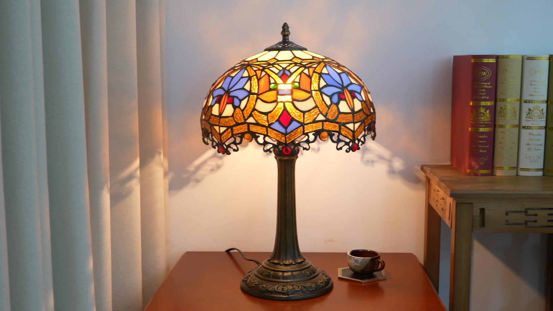 Image of Tiffany Lamp Stained Glass Table Lamp Antique Desk Light for Bedside Nightstand Bedroom Living Room Home Office Unique Cute Accent Decor Light Include LED Bulb