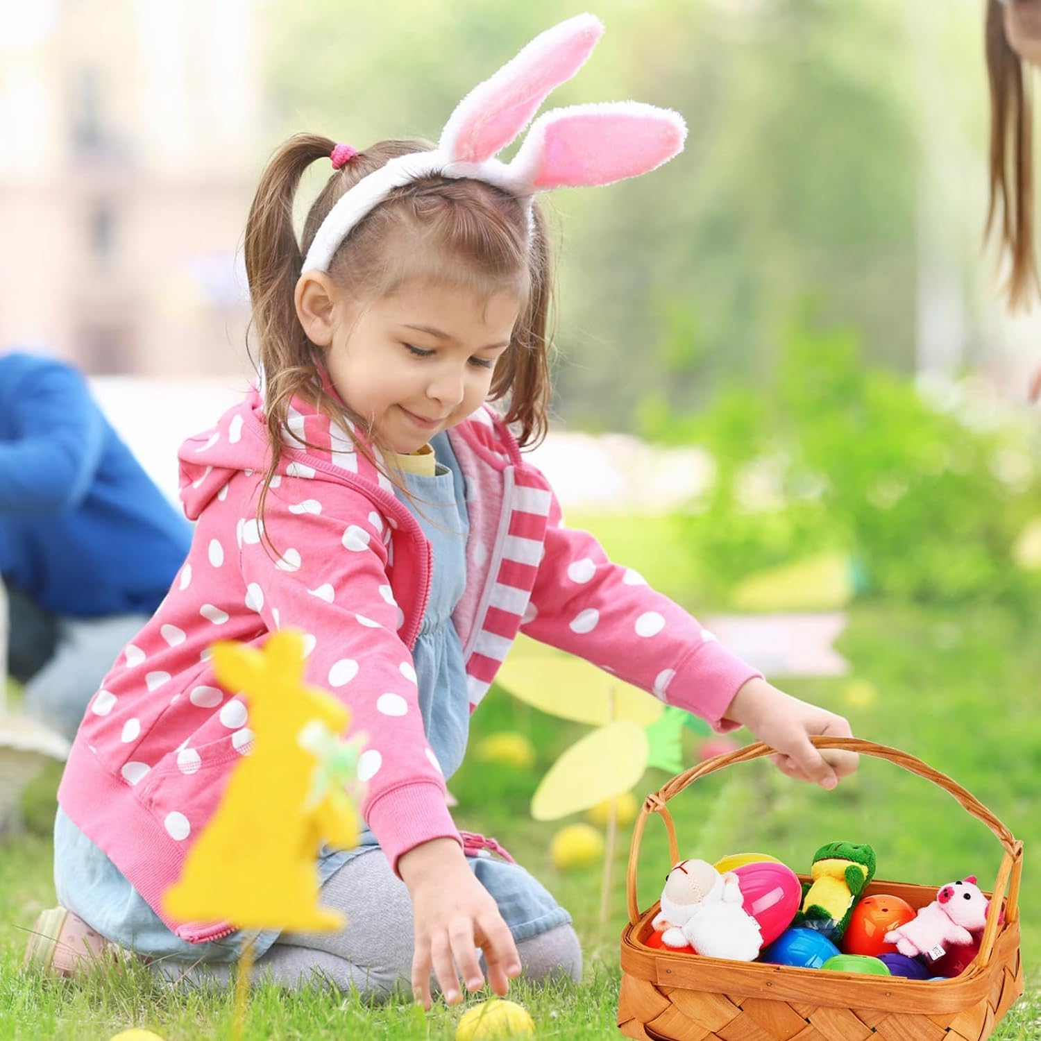 16PCS Easter Eggs Filled with Finger Puppets for Easter Basket Stuffers,Prefilled Easter Egg with Finger Puppets for Easter Egg Fillers,Party Favors,Goodie Bags Fillers, Easter Gift for Kids