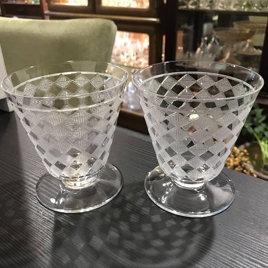 素敵♡オールドバカラBACCARATキブロン Quiberon★水、ワイン＊特大 Amazon.co.jp: 素敵オールドバカラBACCARATキブロン Quiberon水