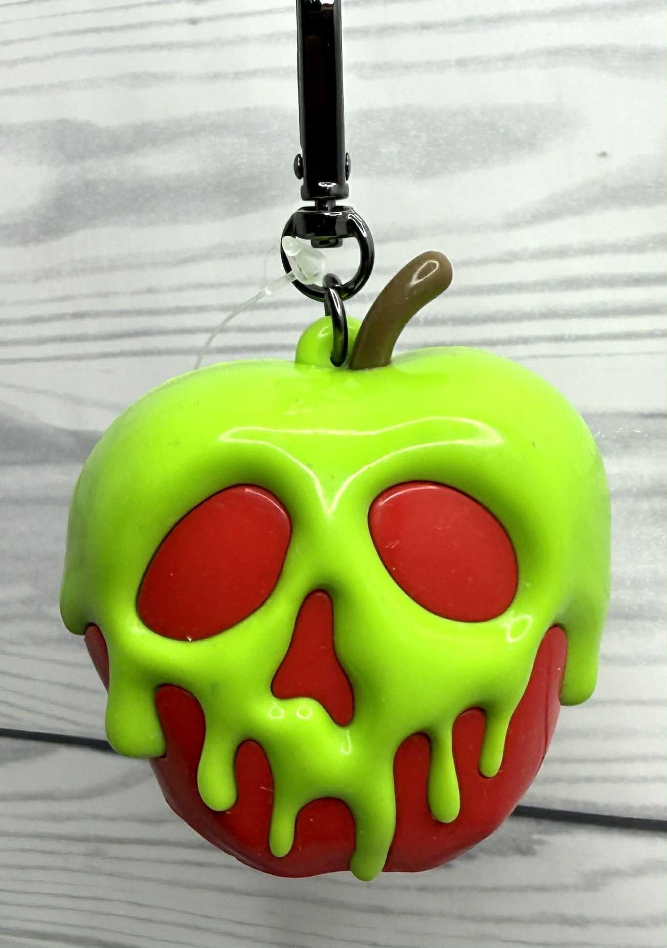 Amazon.com: Bath & Body Works Evil Queen Red and Green Poison