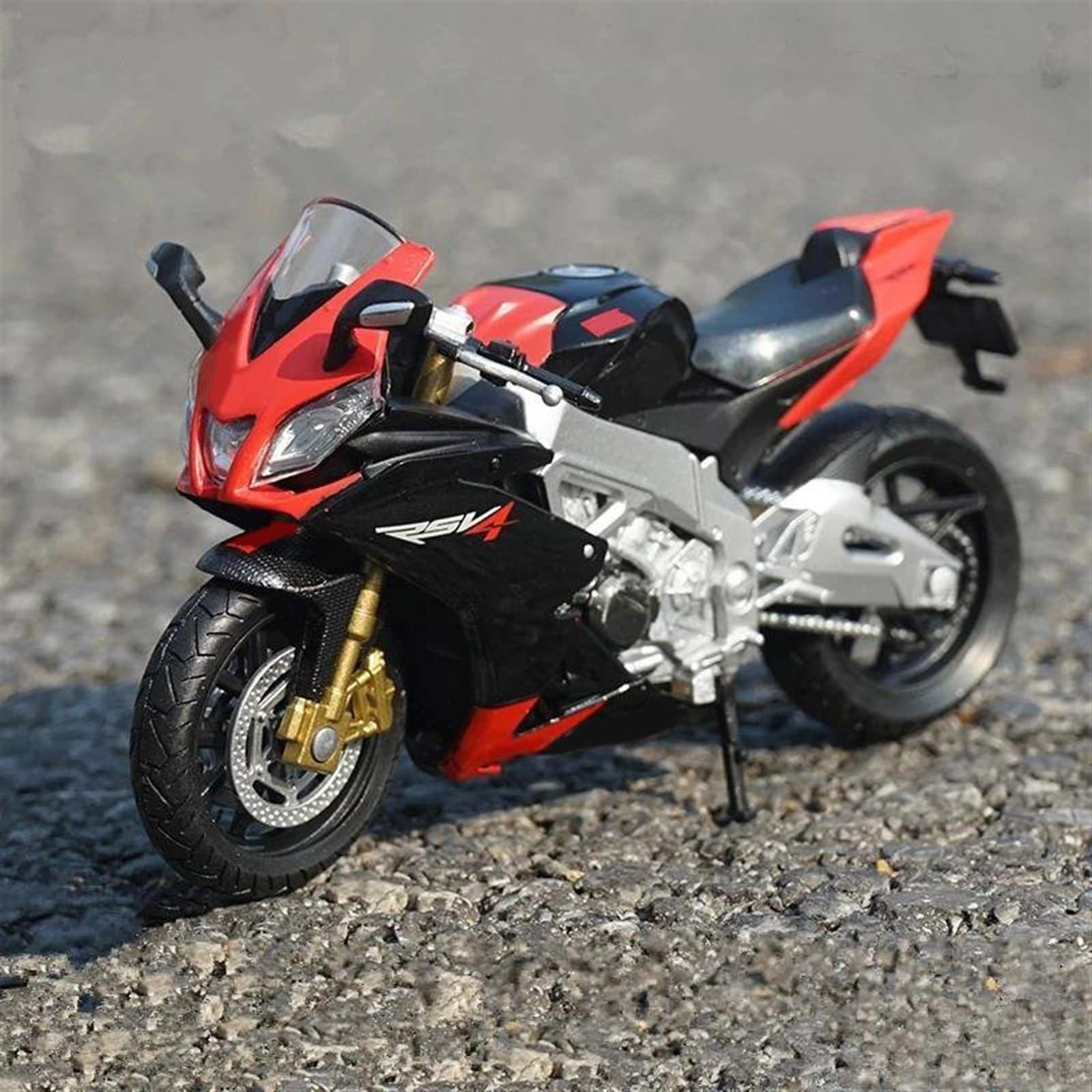 Amazon.com: Collection for Aprilia Factory RSV 4 1:18 Motorcycle