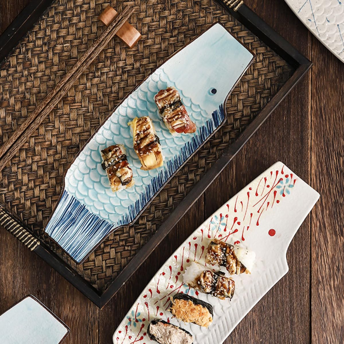 HANABASS Assiette de Sashimi Facile à Nettoyer en Céramique Forme Poisson, Design Japonerie Classique pour Restaurants et Décoration