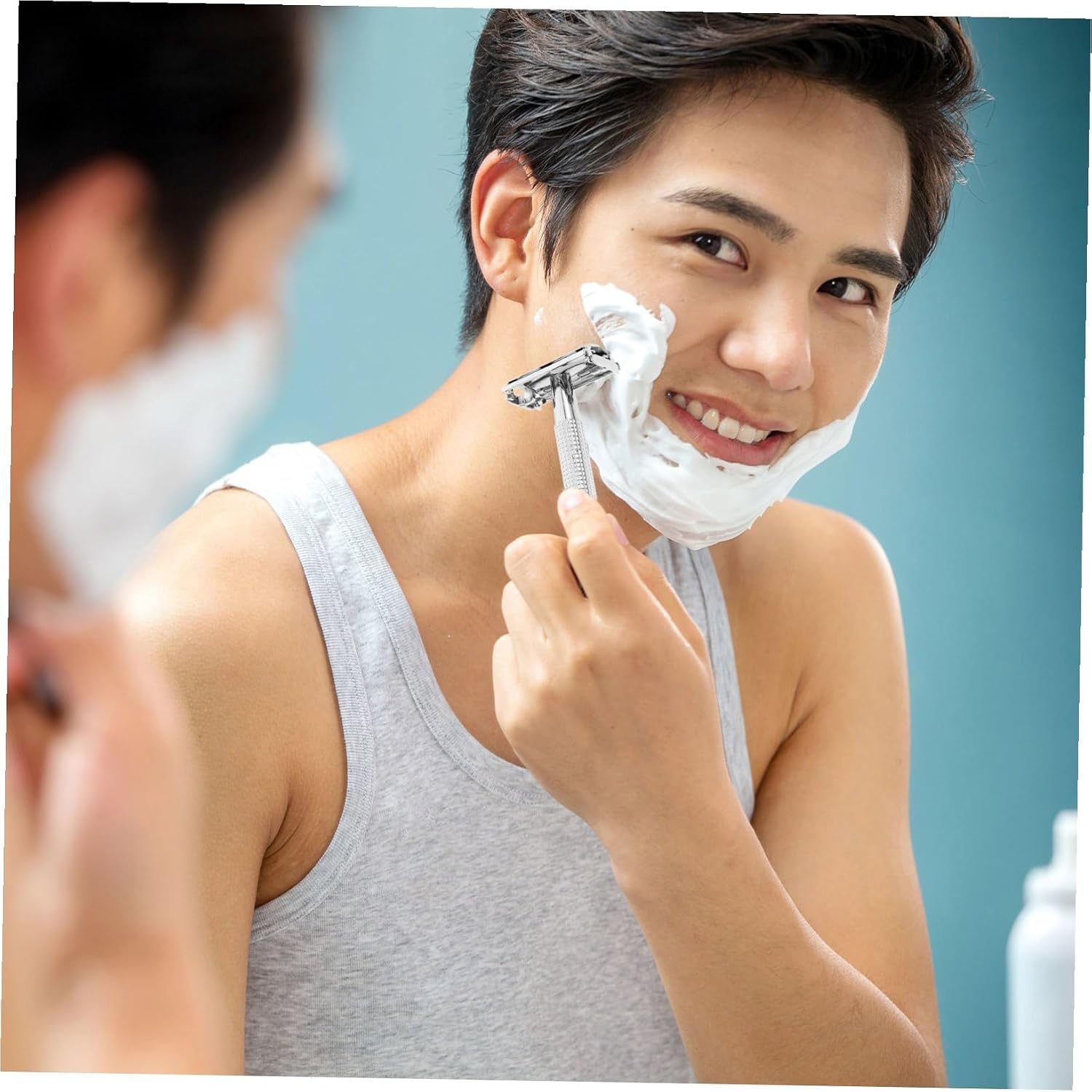 Manual Beard Shaver Safety Razor with Replaceable Blades, Double Edge Butterfly Open Vintage Style Beard Shaving Cutter for Men’s Facial Hair Grooming