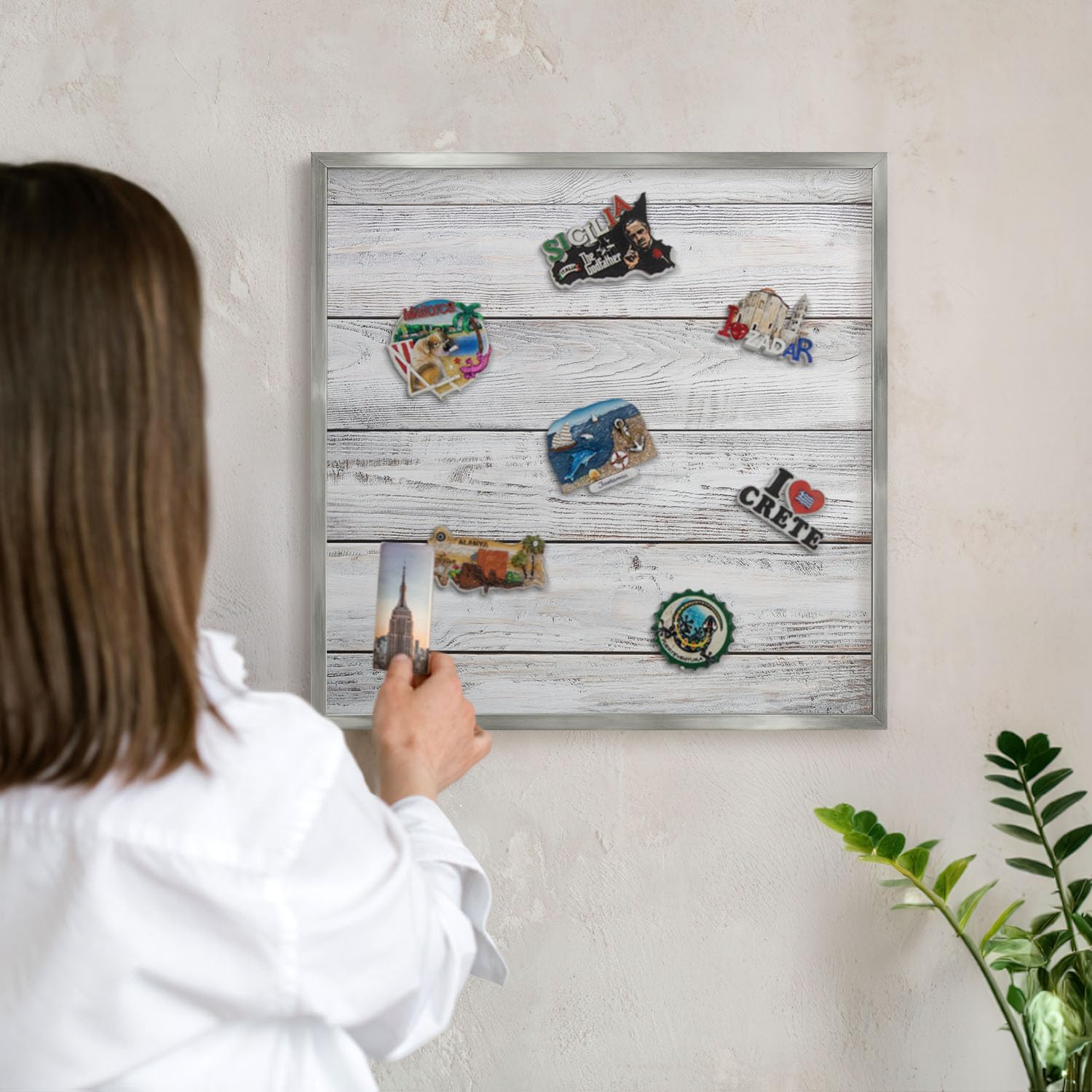 Panel Magnético Creativo 50x50 cm | Marco Plateado | Madera Rústica | Montaje Fácil | Pizarra de Pared Escolar | Para Letras Magnéticas, Números, Notas de Estudio y Calendario