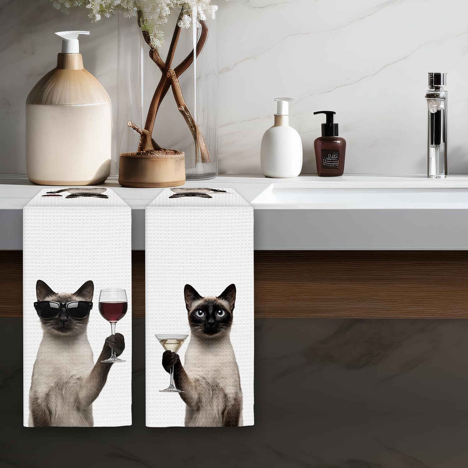 Siamese Cat Gifts Wine Kitchen Towels Set of 2, Funny Cats Martini Lover Decorative Hand Dish Towel for Kitchen Home Bar, Gift for Siamese Cat Martini Wine Lovers Home Bar Decor(16x24Inch)