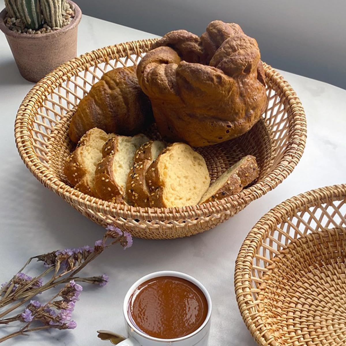 Toyvian Handwoven Small Rattan Fruit Basket and Bread Serving Basket for Snacks and Table Use in Living Room Or Kitchen