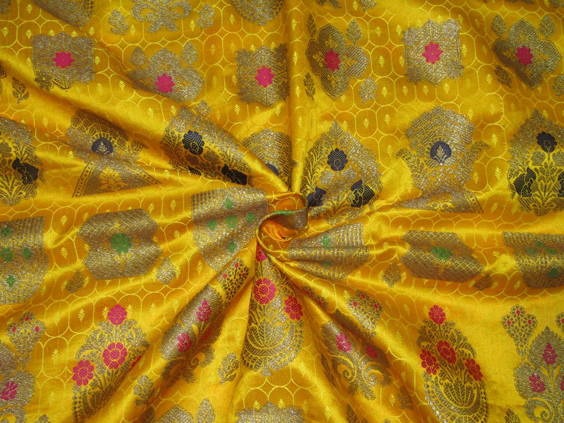 Tissu brocart jacquard multicolore pour créer vos tenues de soirée et décoration chic