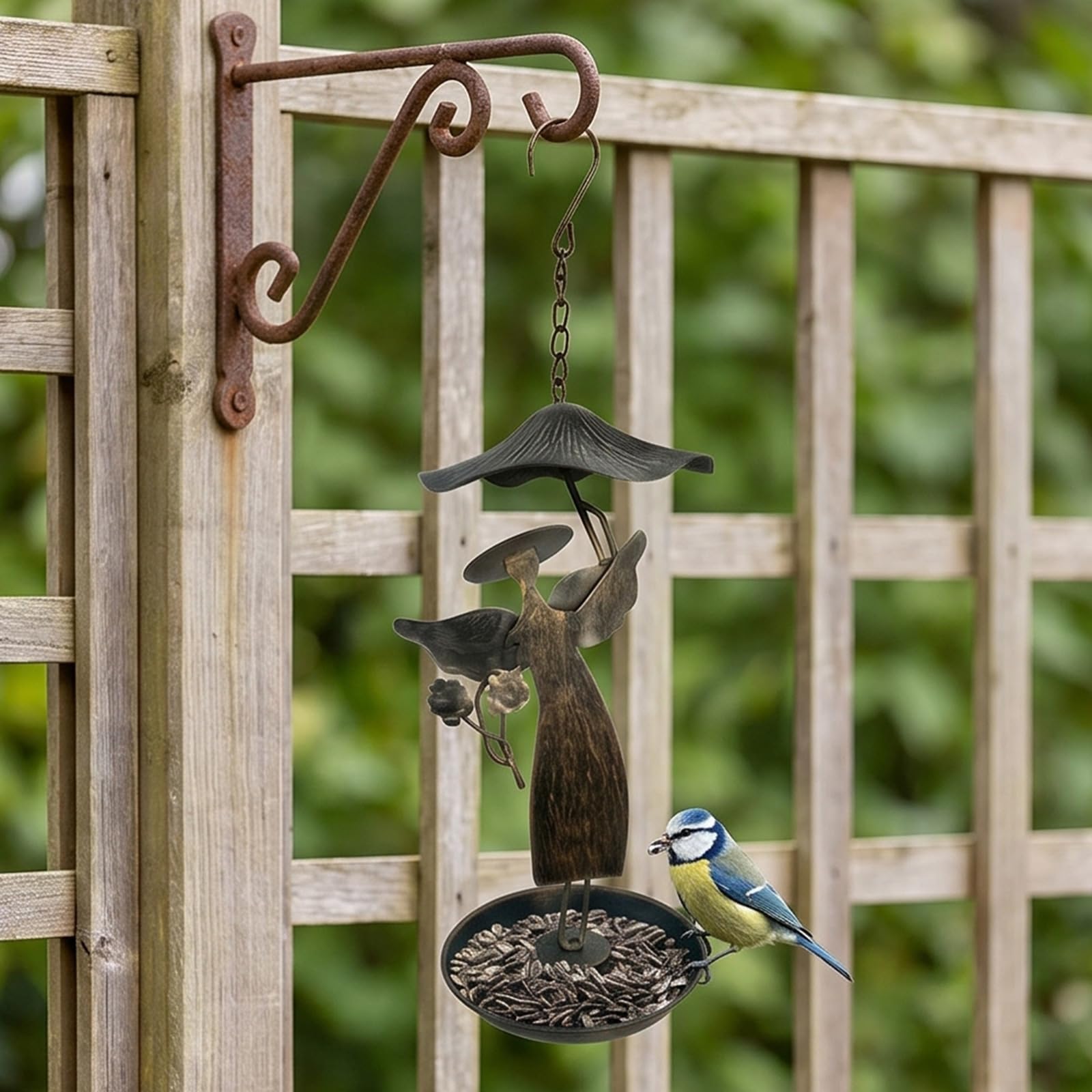 Mangiatoia per uccelli sospesa Porta cibo da esterno resistente agli agenti atmosferici Decorazione del giardino Arte creativa Mangiatoia per uccelli portatile sospesa