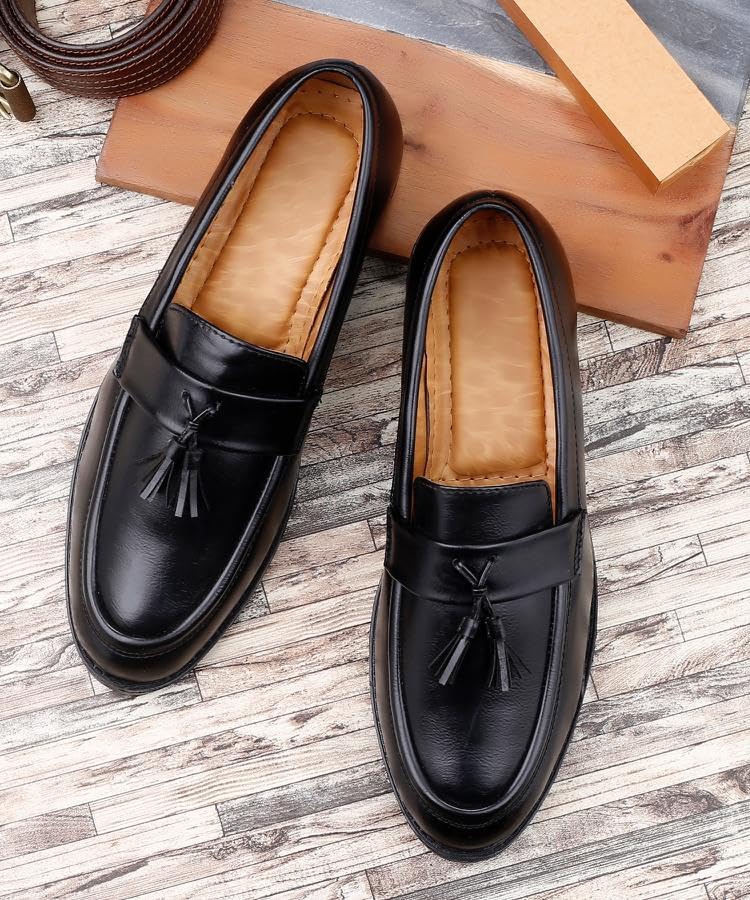 Image of WUGATTI Synthetic Slip-On Trendy, Stylish Casual Loafers for Men