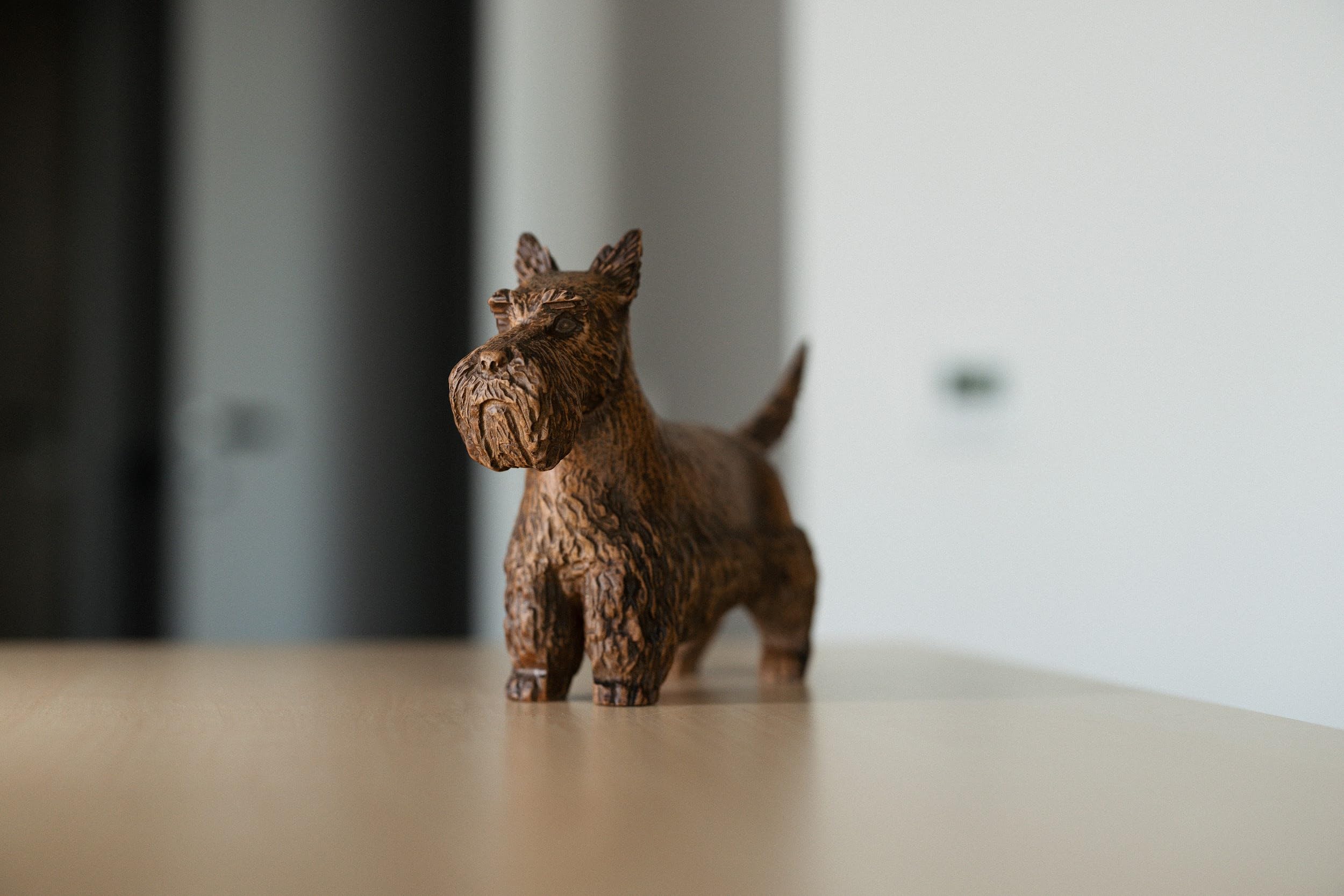 5.91" Handcrafted Scottish Terrier Dog Statue – Realistic Wooden Animal Decor for Pet Lovers, Unique Terrier Figurine Gift, Miniature Display Accent for Home, Shelf or Office