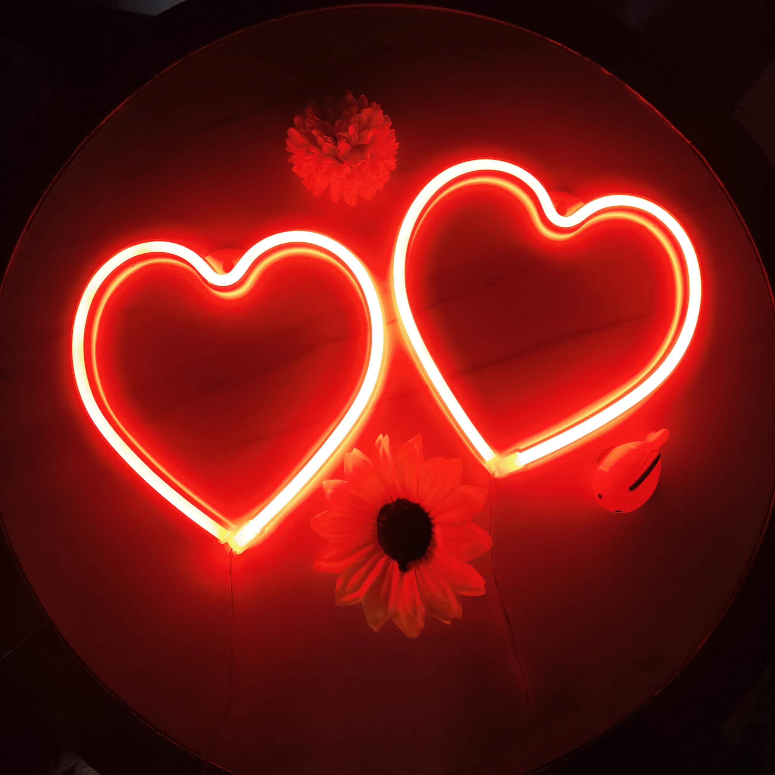 Segno del Heart Led 2 pezzi,Lampada al neon a forma di cuore d'amore di San Valentino alimentata a batteria per Matrimonio Decorazione della parete della stanza delle donne della ragazza(Rossa)