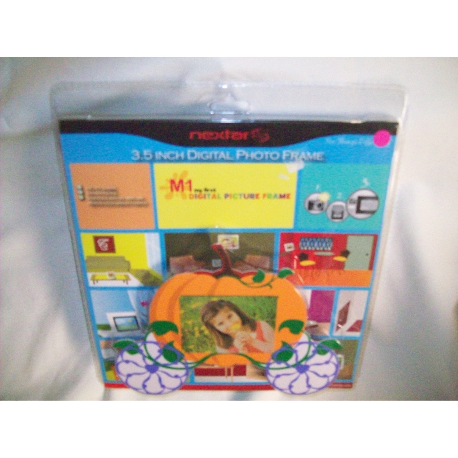 Nextar3.5" N3-504-CRG 320x240 Pumpkin Carriage Style Digital Photo Frame