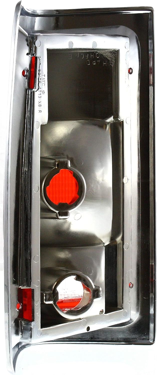 Garage-Pro Tail Light for DODGE FULL SIZE P/U 81-87 RH Lens and Housing w/Chrome Trim