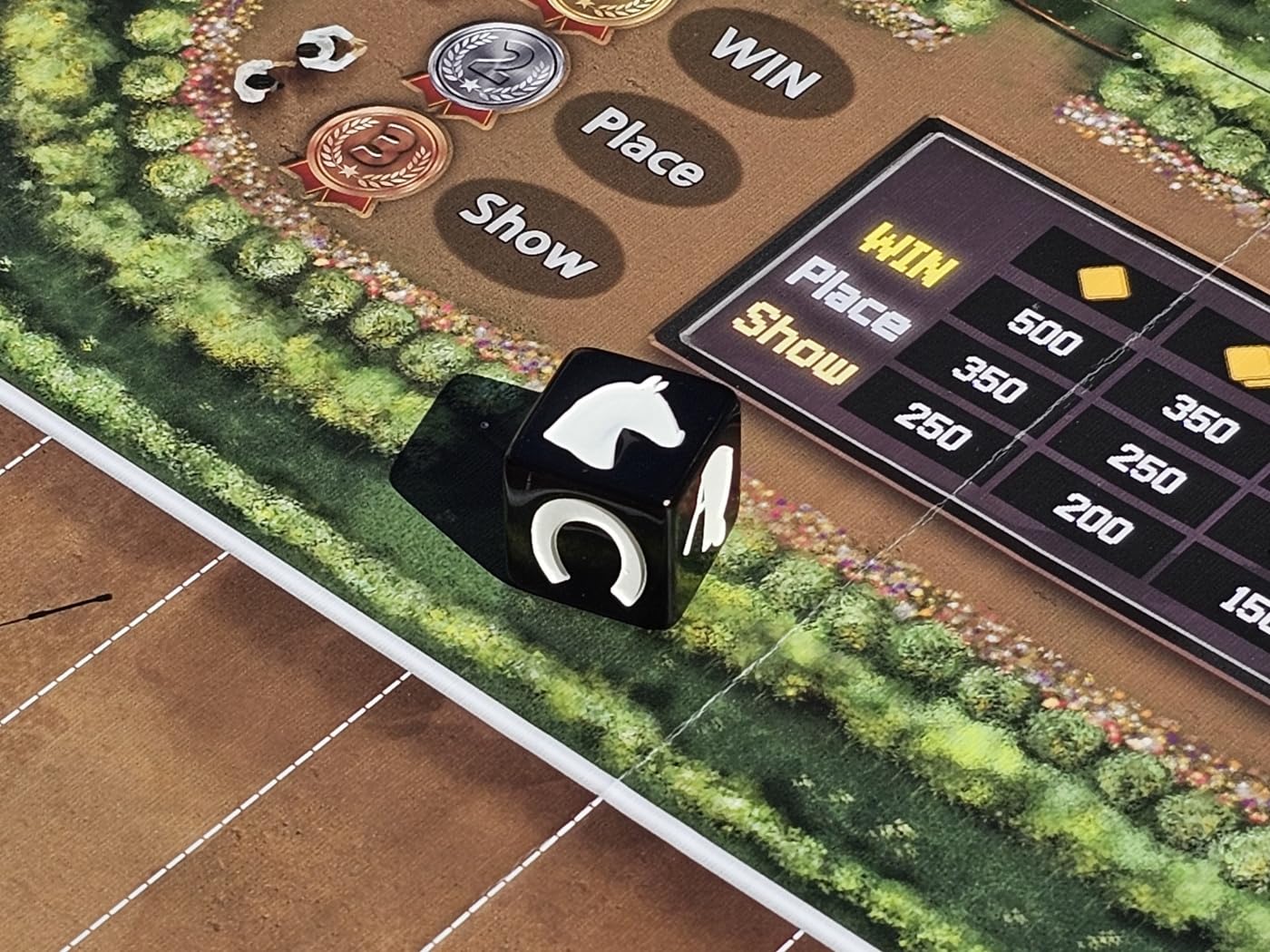 Winner's Circle Gioco da Tavolo 2a Edizione (EN, DE, KO) - 2-6 Giocatori, Età 8+ - Corri Cavalli