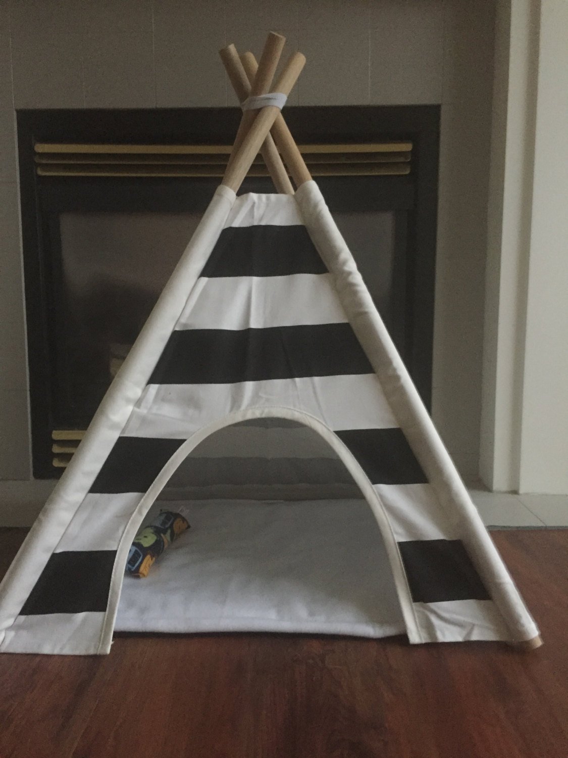 Lily&her friends - Tipi pour animal domestique fabriqué en bois et toile de coton, lit lavable pour chien et chat, tentes portables pour chien, maison pour animaux de compagnie avec coussin (L)