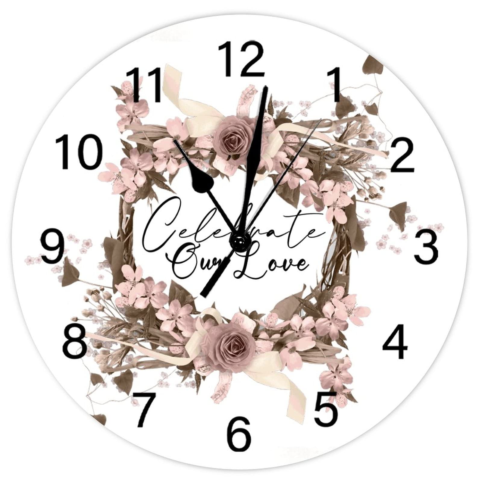 Horloge murale en bois fleurie pour une cuisine rustique et chaleureuse