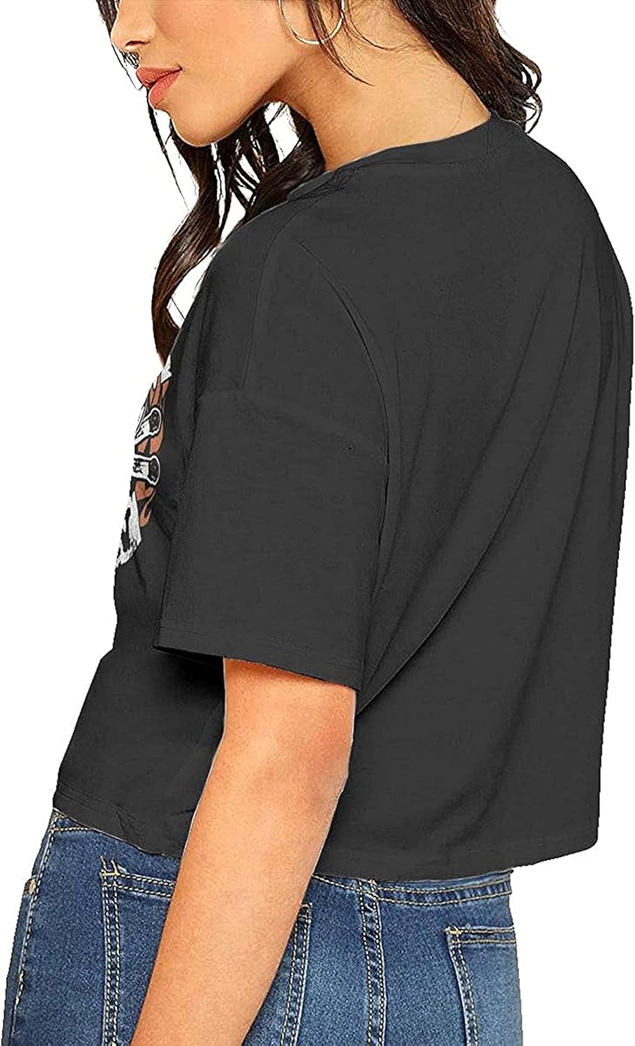 様々なコーディネートに合うレディースTシャツ
