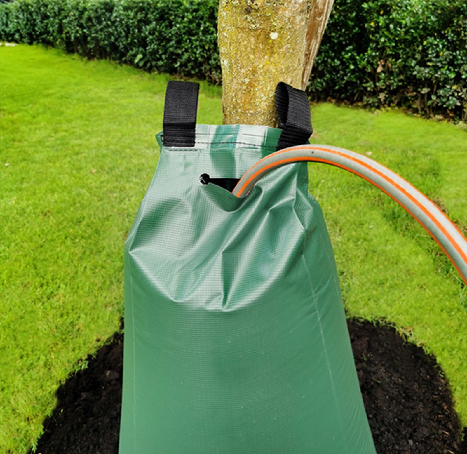 998114 Kit de sac d'irrigation pour arbres 75 l, avec 4 sacs d'eau en PVC robuste, sac d'arrosage pour un arrosage en douceur pendant plus de 11 heures, sacs d'arbre avec fermeture éclair et