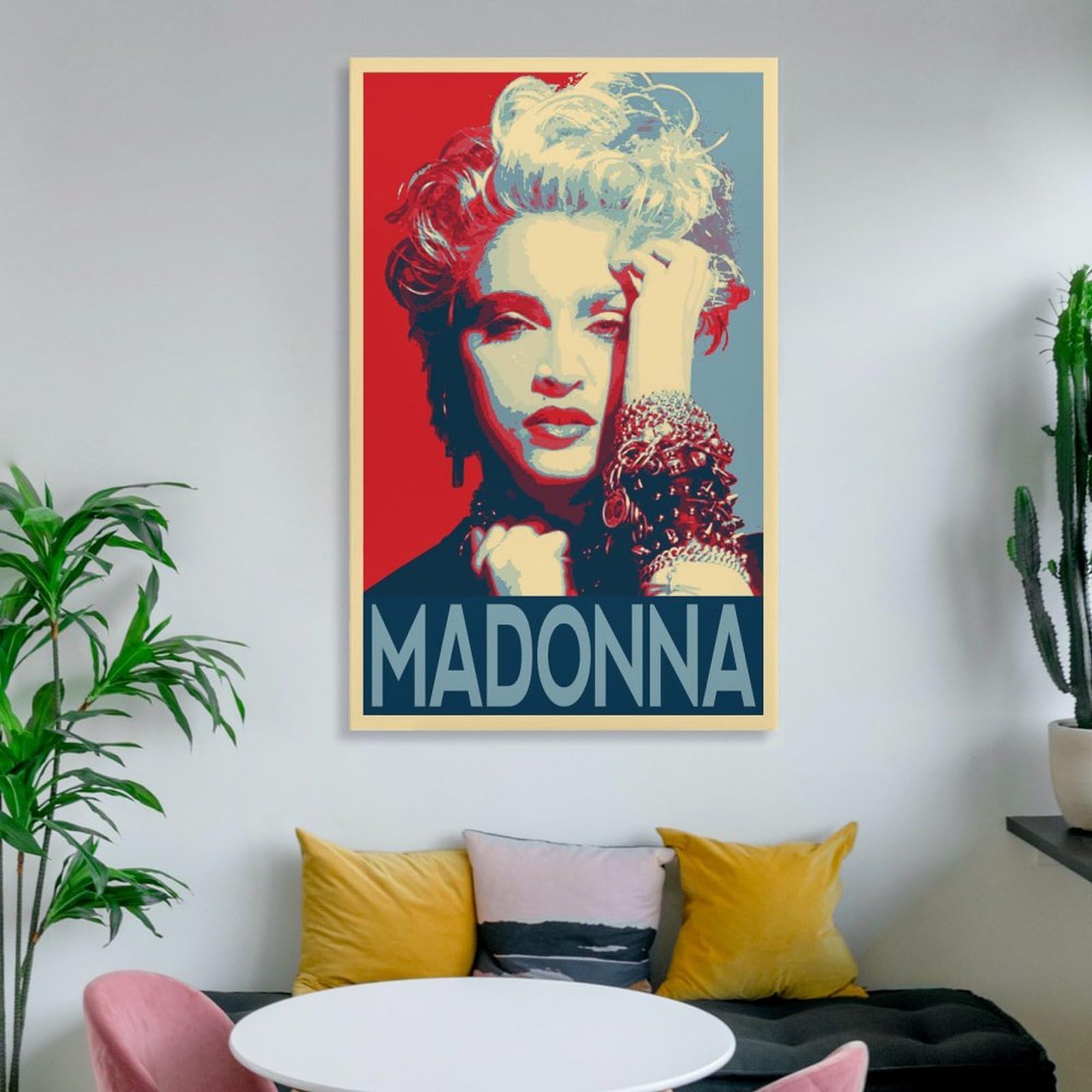 【伊】ラ・マドンニーナ　壁掛けアート◆縦71 × 横63厚み6㎝ Amazon.co.jp: マドンナシッコーネ写真ウォールアート歌手の絵画は