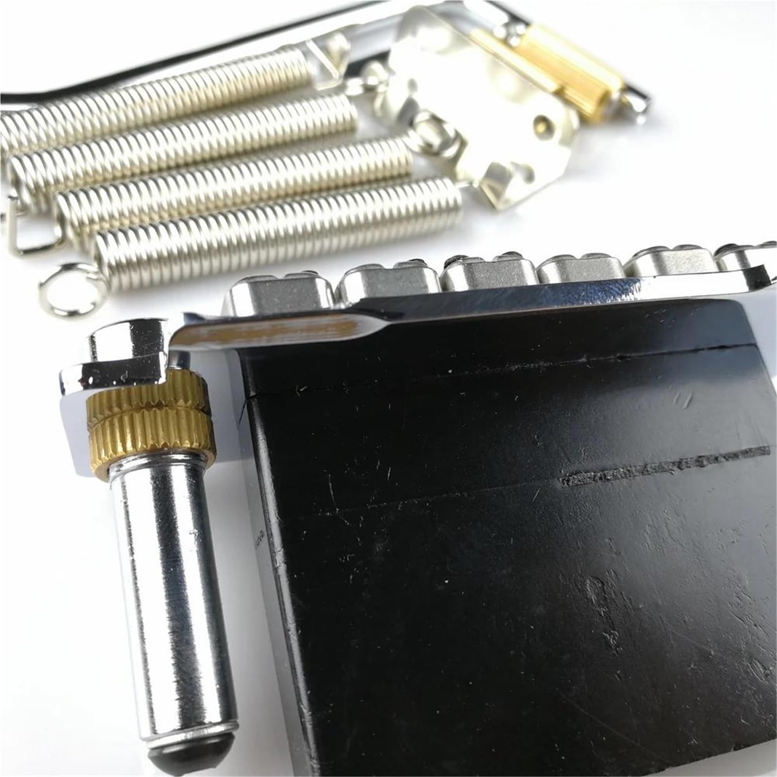 Mostek Tremolo Gold Food do gitary elektrycznej Mostek Gitary Profesjonalnej