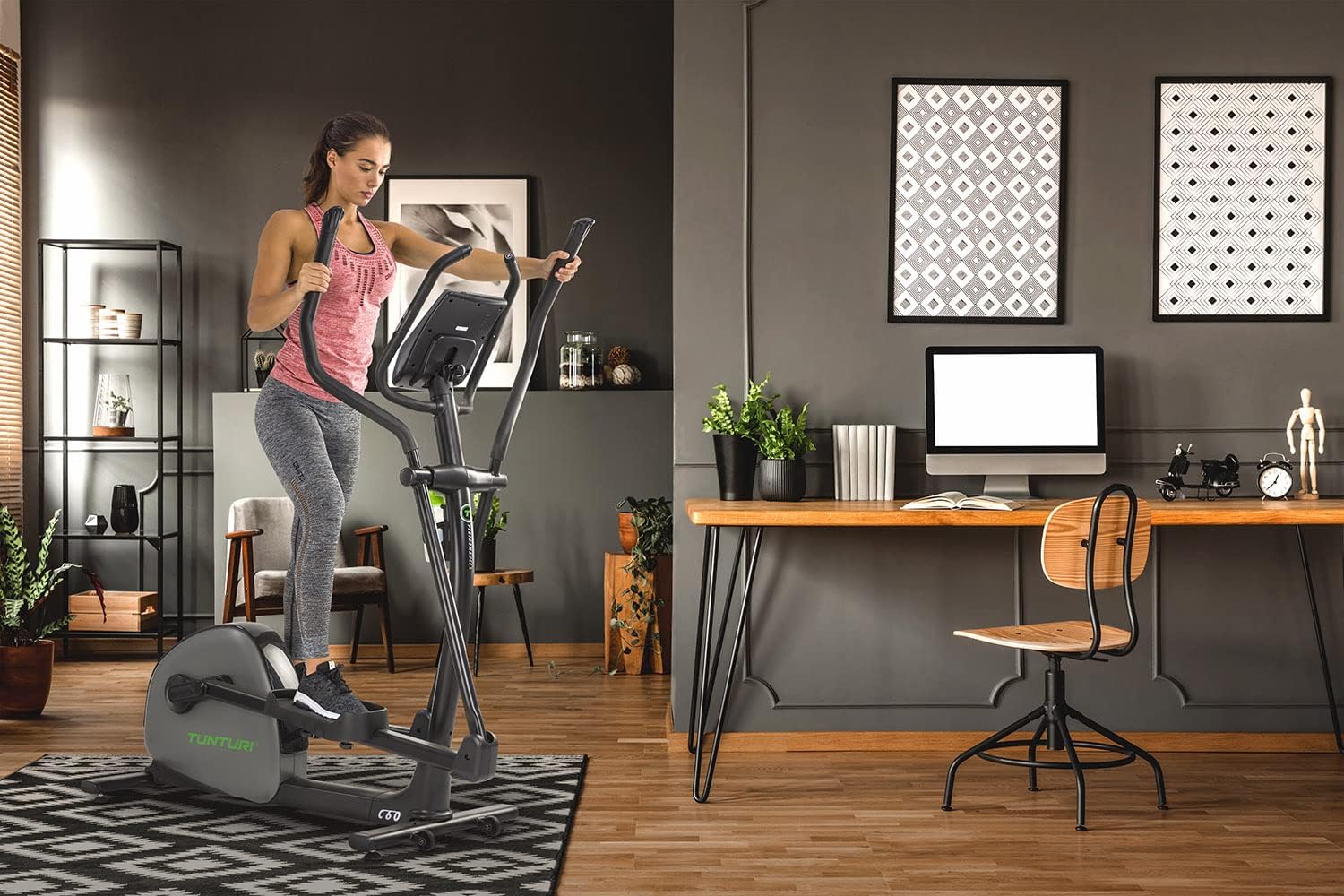 Tunturi C60 Performance Crosstrainer in a home setting
