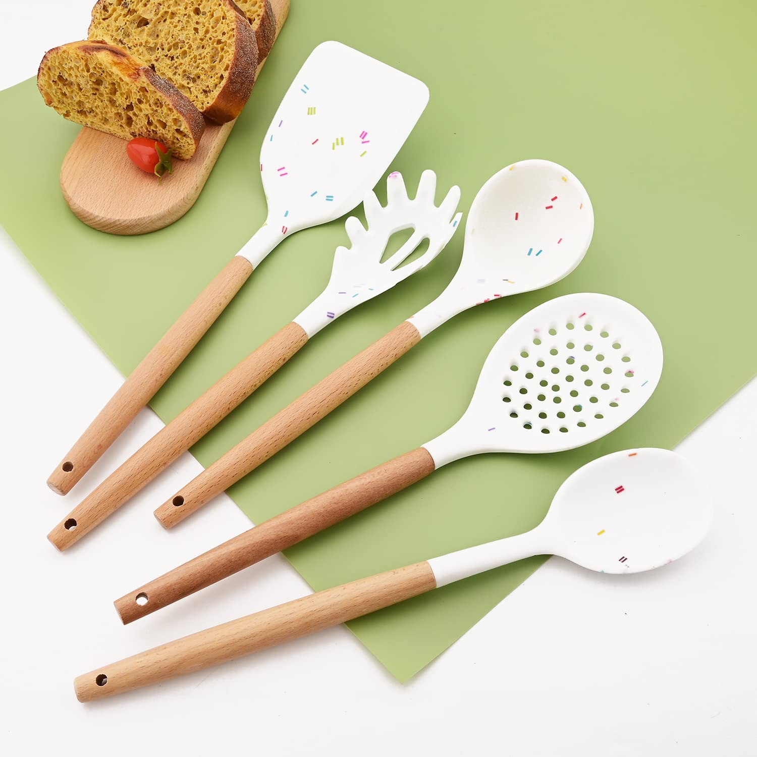 BRIIEC 1pc White with Colored Particles Pasta Spoons Silicone Pasta Server with Teeth, Wooden Handle Pasta Fork Kitchen Utensils, Heat Resistant for Pasta Noodle Spaghetti Strainer