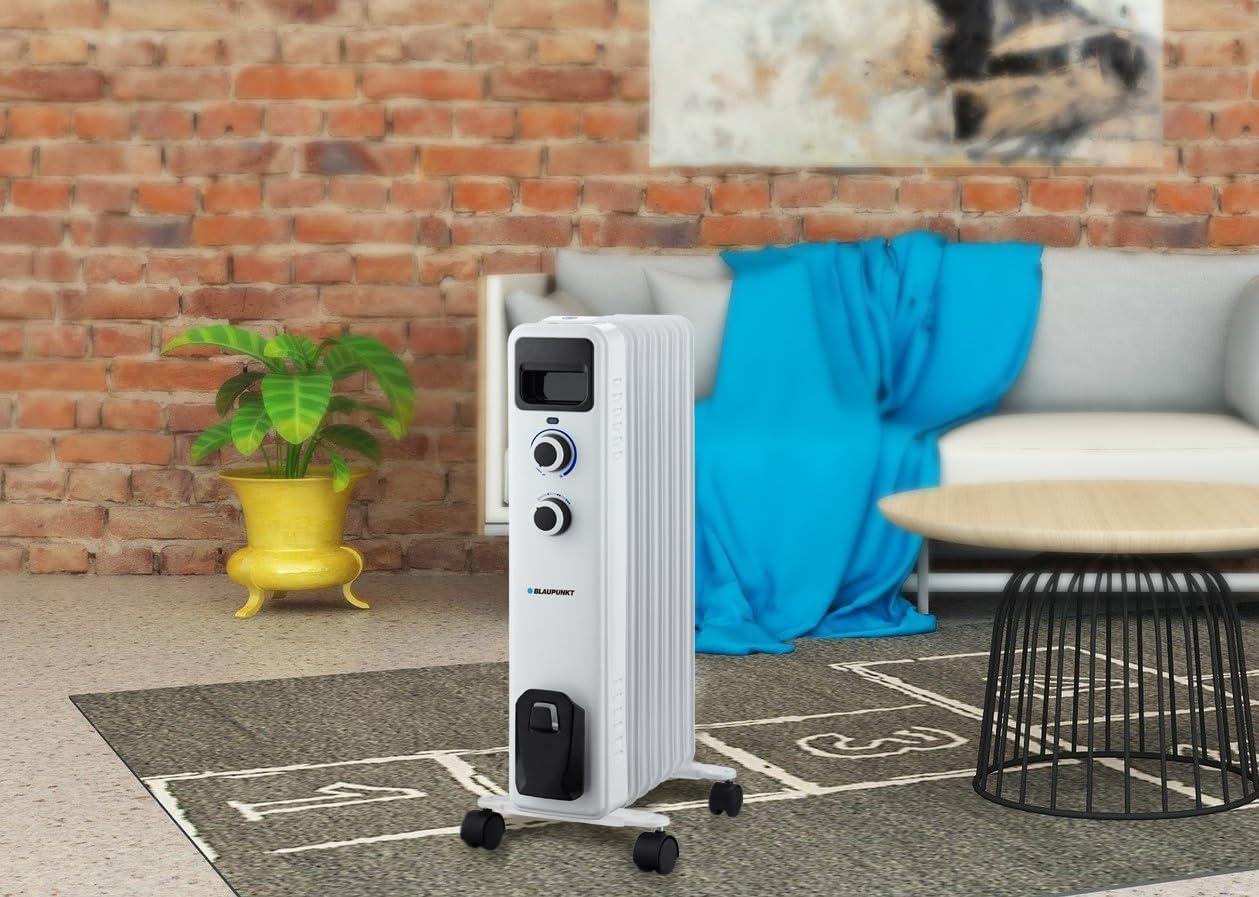 BLAUPUNKT HOR301 Oil Radiator in a living room setting