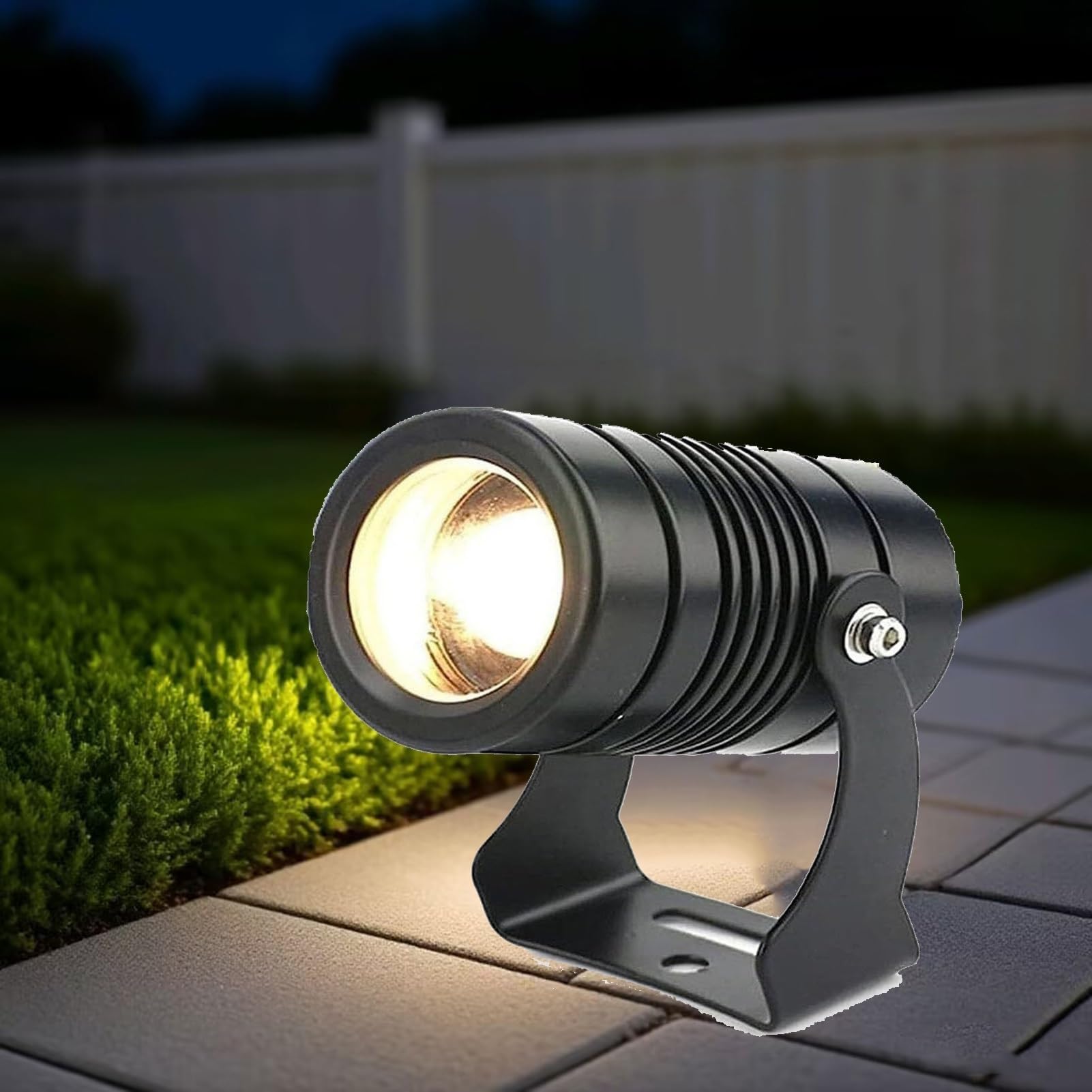 Projecteur LED étanche IP67 à faisceau étroit pour façade réglable