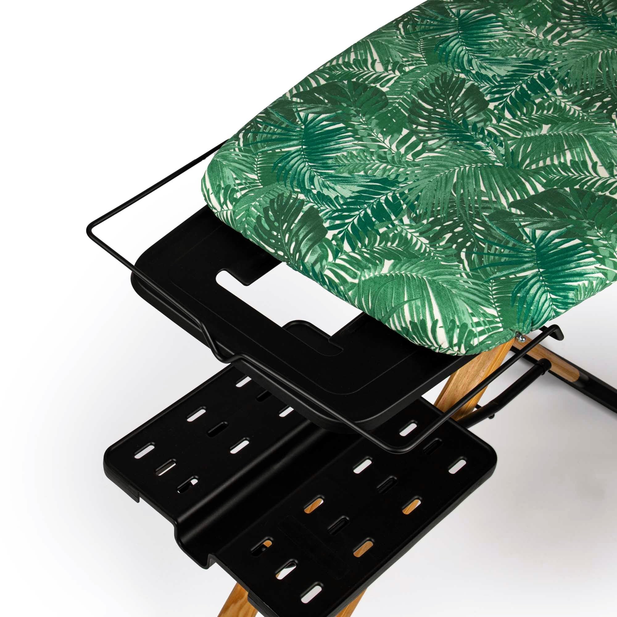 Tabla de Planchar GoldWoodVIP- 130x47 cm XXL, Madera Natural y Aluminio, Altura Regulable 98 cm, Estable, Ligera y Resistente, Ruedas, Soporte centro planchado + Bandeja para ropa, Fabricada en Europa