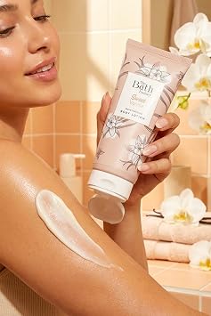 The Bath Factory Sweet Vanilla Vücut Losyonu 200 ml